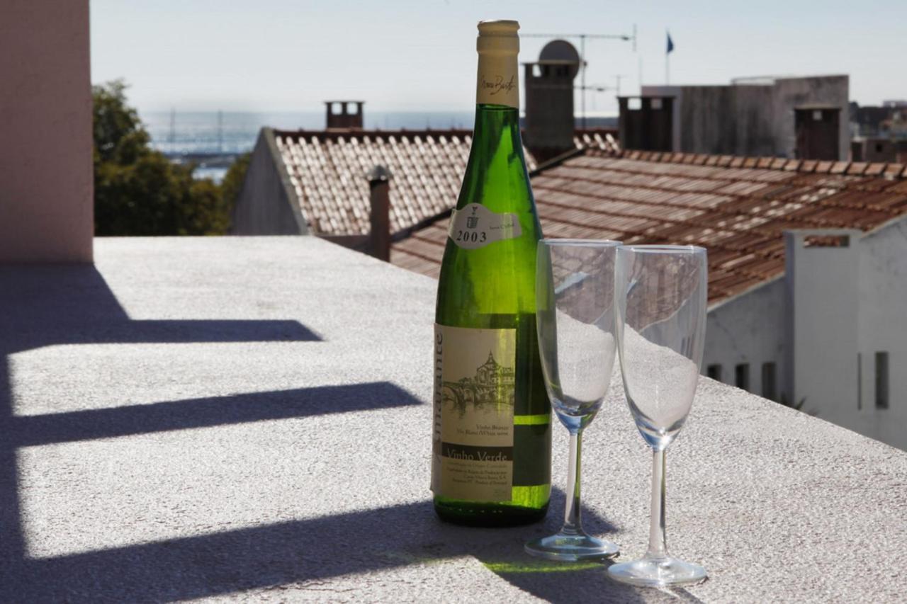 Wondrous Terrace Apartment In Cascais Center Екстер'єр фото