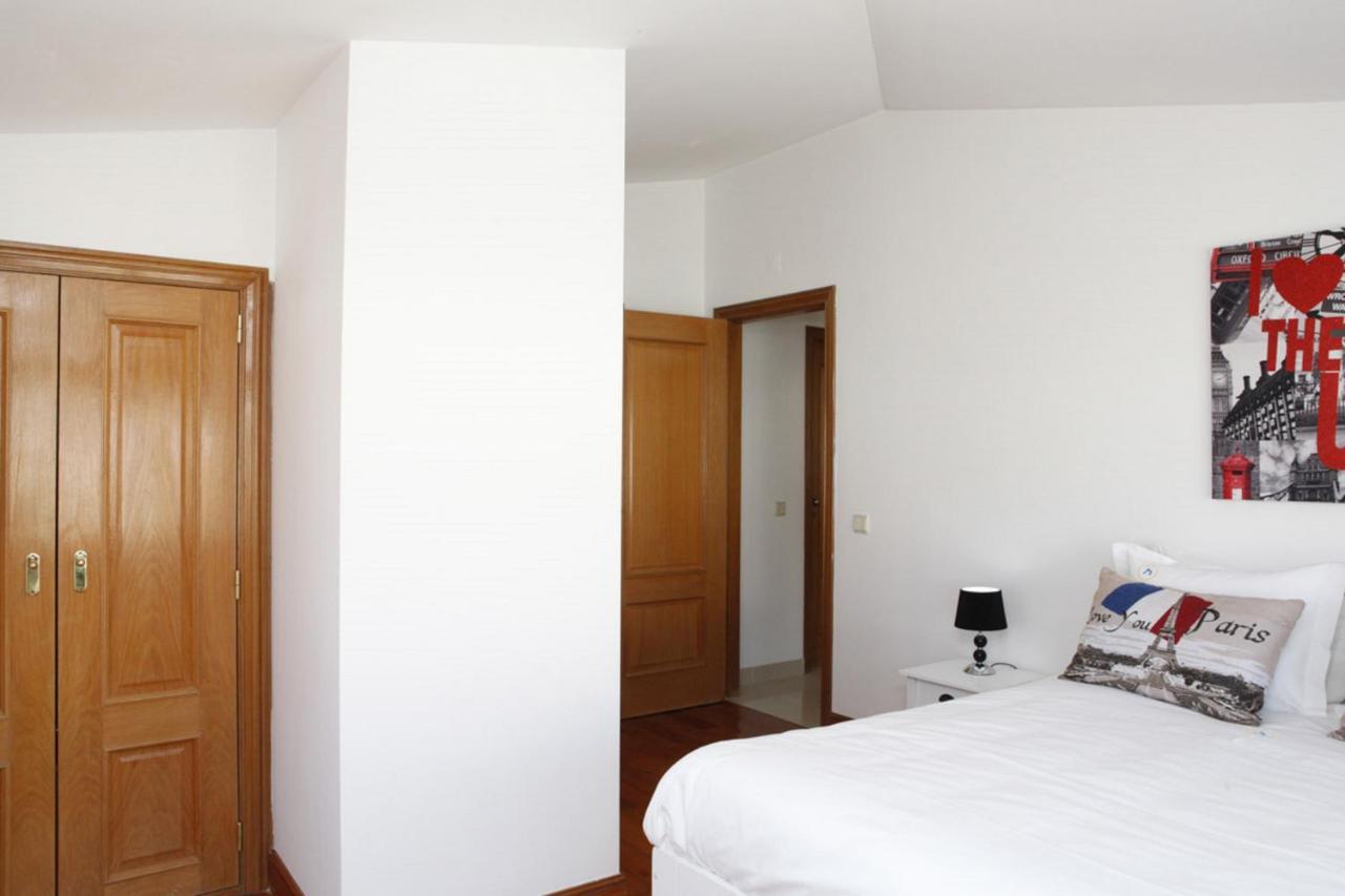 Wondrous Terrace Apartment In Cascais Center Екстер'єр фото